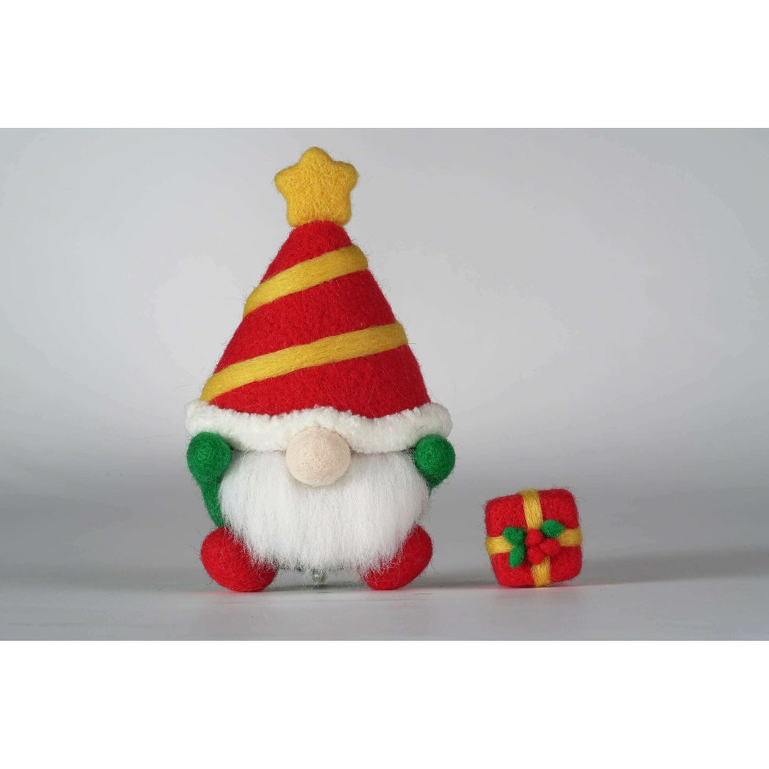 Red Christmas Gnome Needle Felting Kit. Wizardi DIY Wool Craft Kit F07N8-491