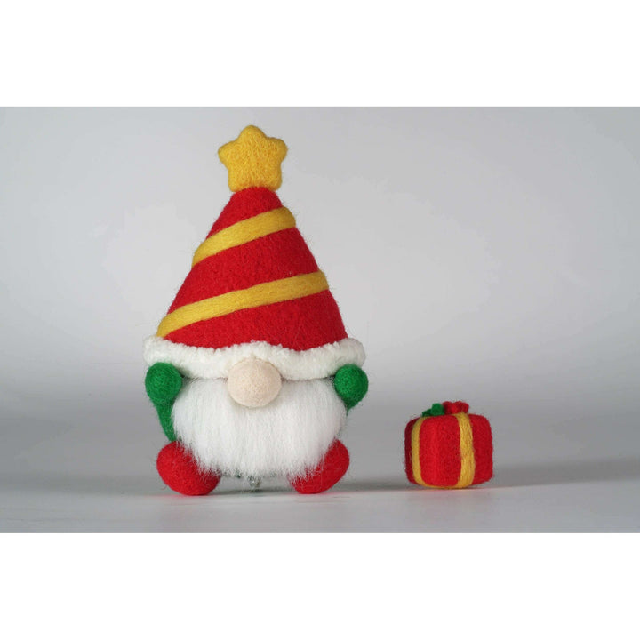 Red Christmas Gnome Needle Felting Kit. Wizardi DIY Wool Craft Kit F07N8-491