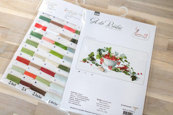 Red Currants B2260L Counted Cross-Stitch Kit