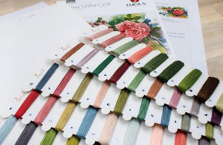 Red roses B2383L Counted Cross-Stitch Kit