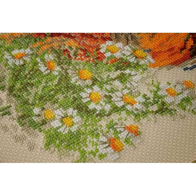 Rooster R1479 Counted Cross Stitch Kit