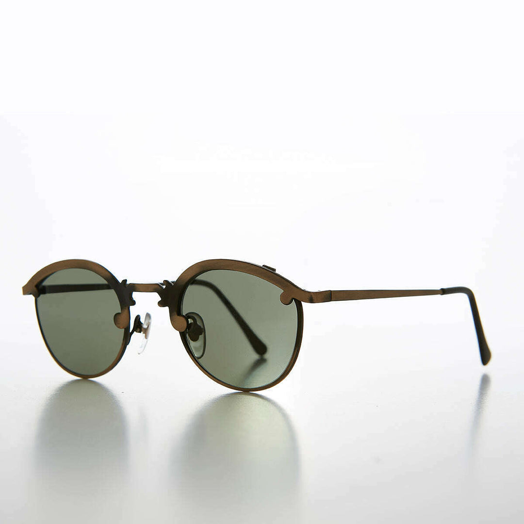 Round 90s Metal Unique Sunglass with Arrow Nose Bridge - Charmer