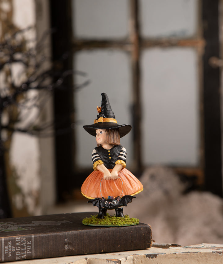Emery Witch With Bat by Bethany Lowe Designs, image 3