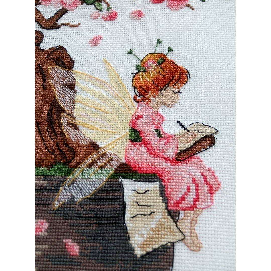 Sakura SNV-570 Counted Cross Stitch Kit