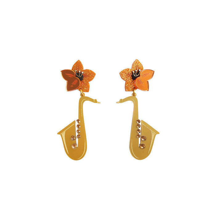 Saxophone with flower earrings by Laliblue 3