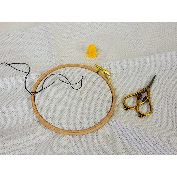 Scissors for Embroidery and Detail Work F07M4-2-SC3
