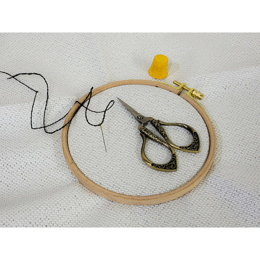 Scissors for Embroidery and Detail Work F07M4-2-SC4