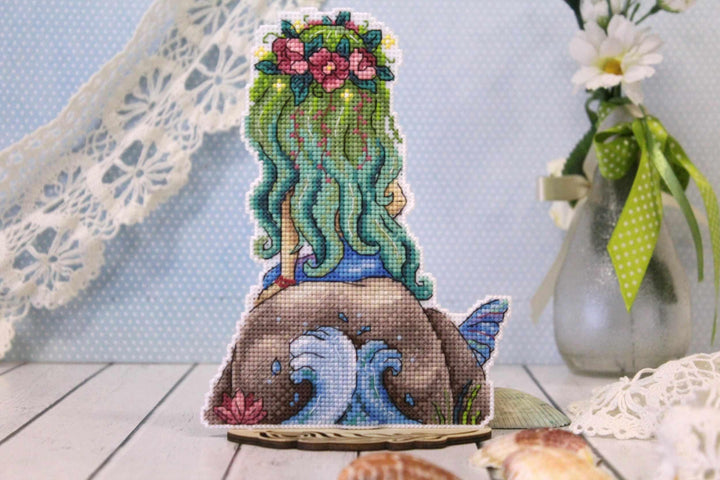 Sea Beauty SR-464  Plastic Canvas Counted Cross Stitch Kit