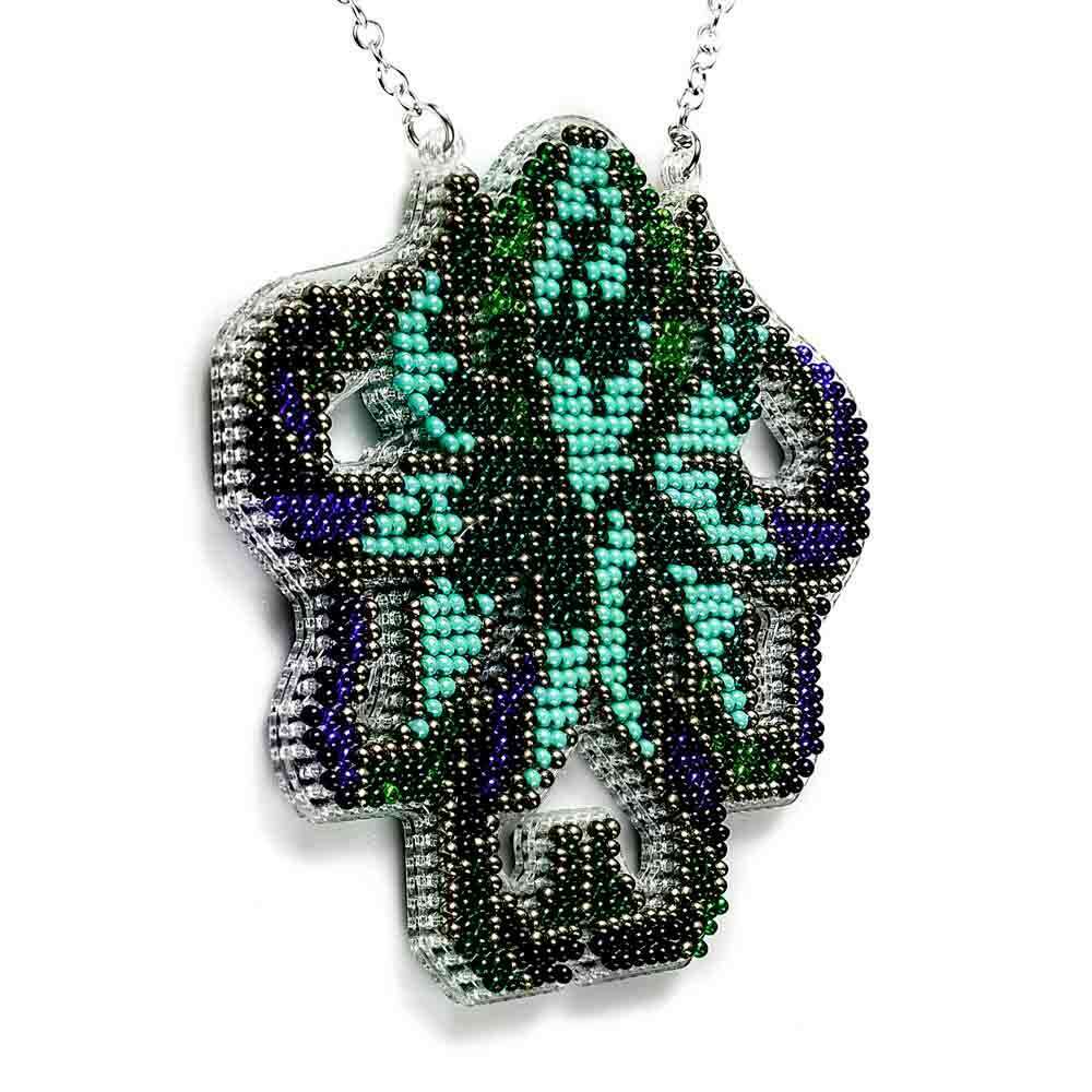 Set for embroidery with beads on a plastic base FLPL-098
