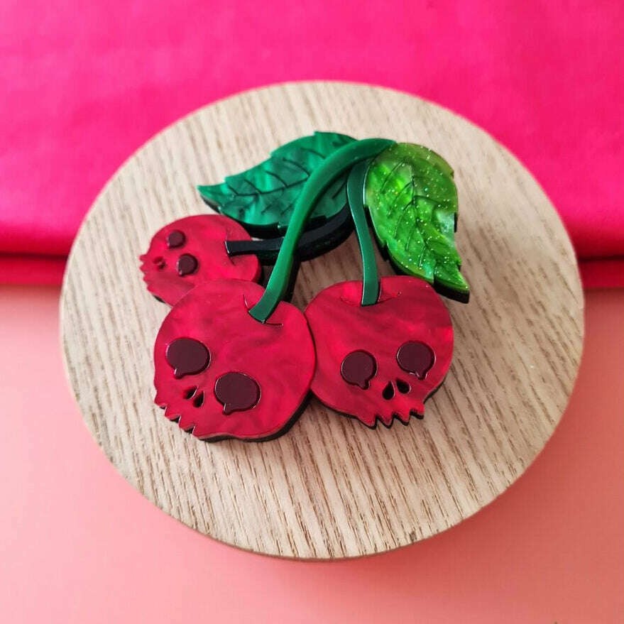 Skull cherry brooch or necklace 1