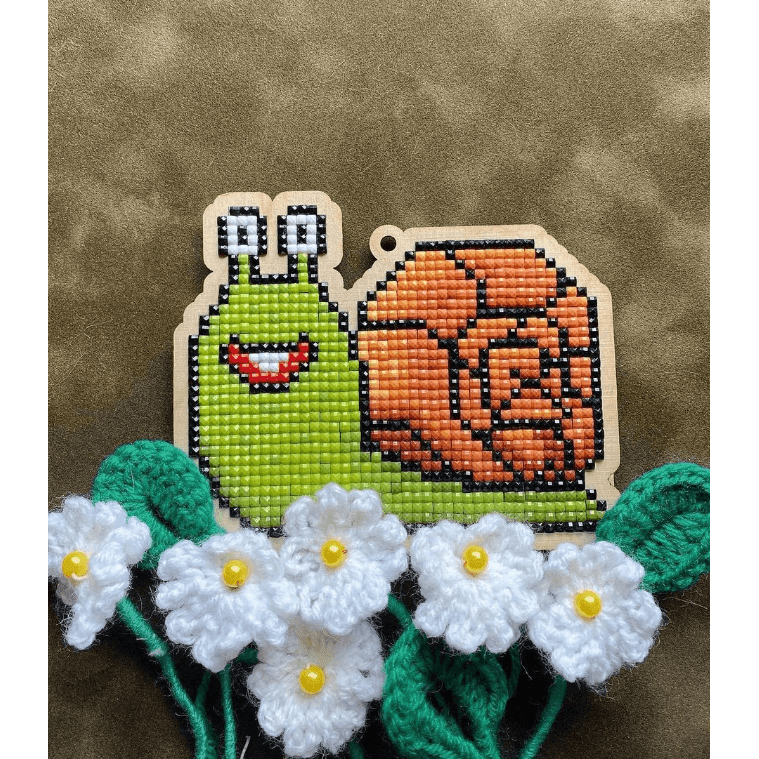 Snail CSw359 Diamond Painting on Plywood Kit