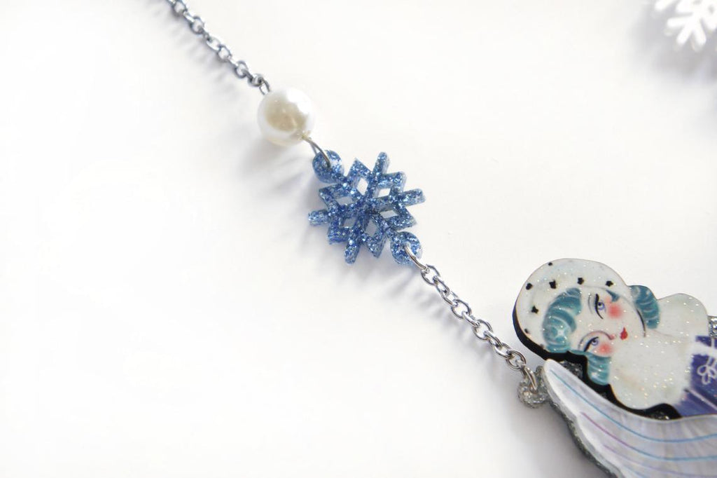 Snow Queen Necklace by Laliblue - Quirks!