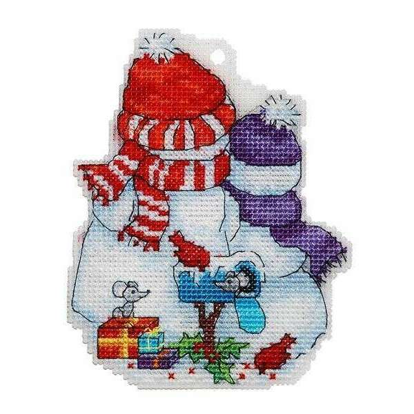 Snowman Family  Counted cross stitch kit 8033A