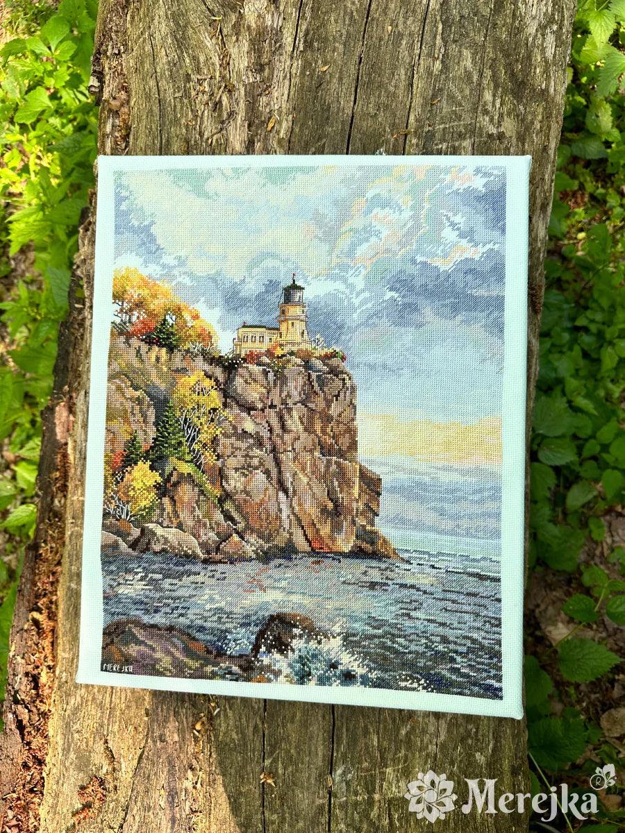 Split Rock Lighthouse K-231 Counted Cross-Stitch Kit