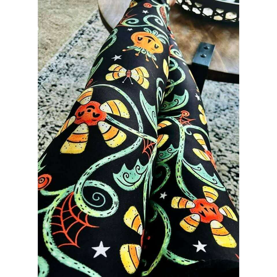 Spooky Sweet Garden (Johanna Parker Exclusive) - High-quality Handcrafted Vibrant Leggings