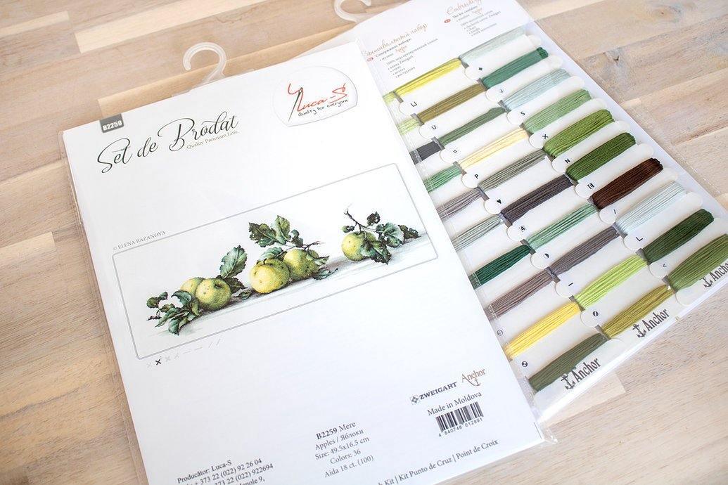 Still Life with apples B2259L Counted Cross-Stitch Kit