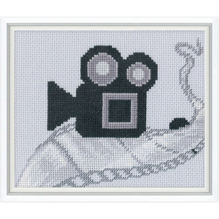 Stop-frame C438 Counted Cross Stitch Kit