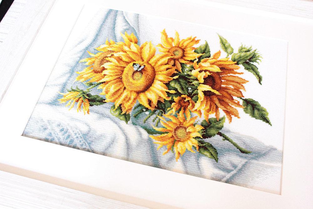 Sunflowers B2264L Counted Cross-Stitch Kit