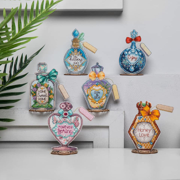 T-74C Counted cross stitch kit Crystal Art "Scent of life"