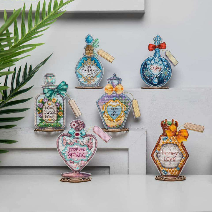 T-75C Counted cross stitch kit Crystal Art "Scent of life"