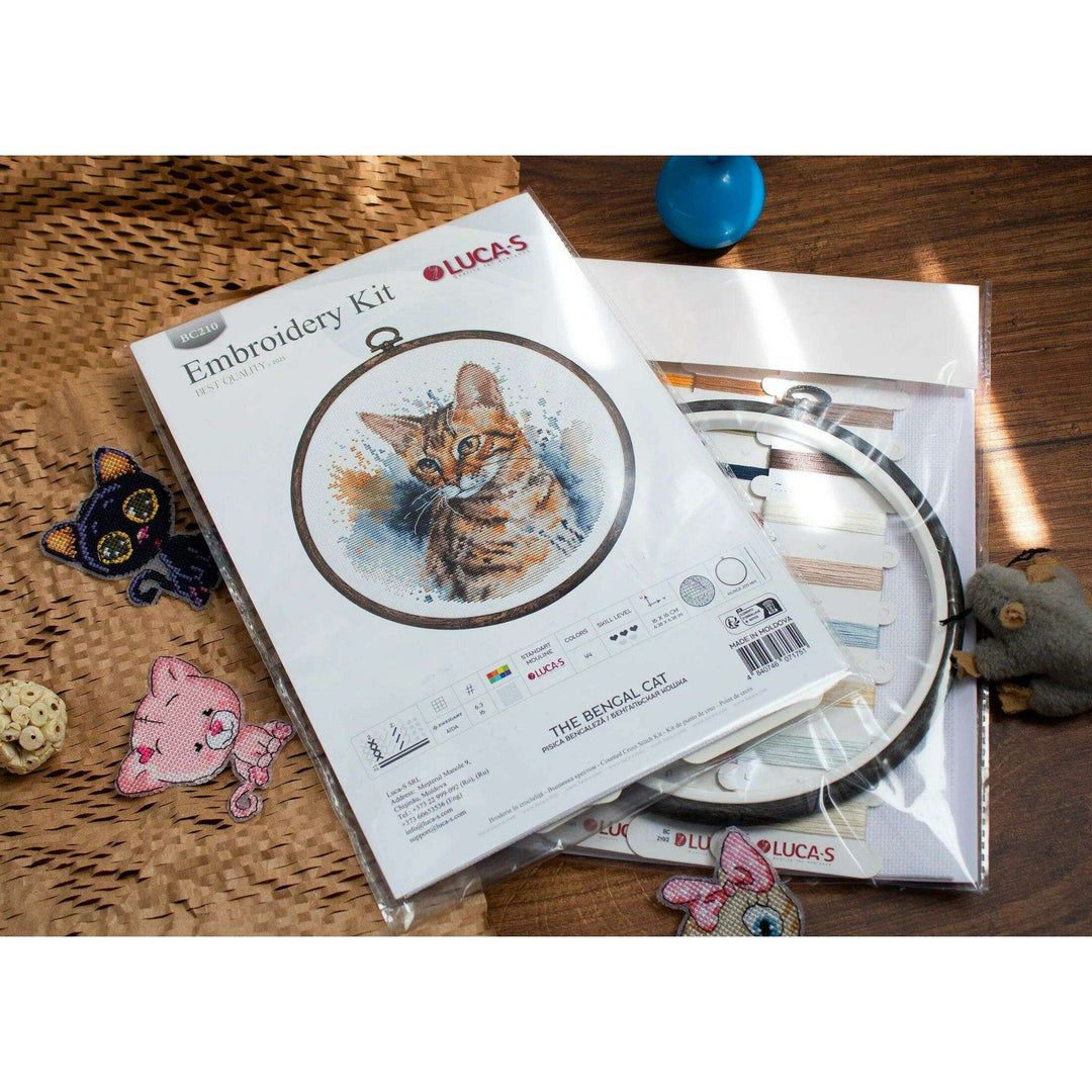 The Bengal Cat BC210l Counted Cross-Stitch Kit
