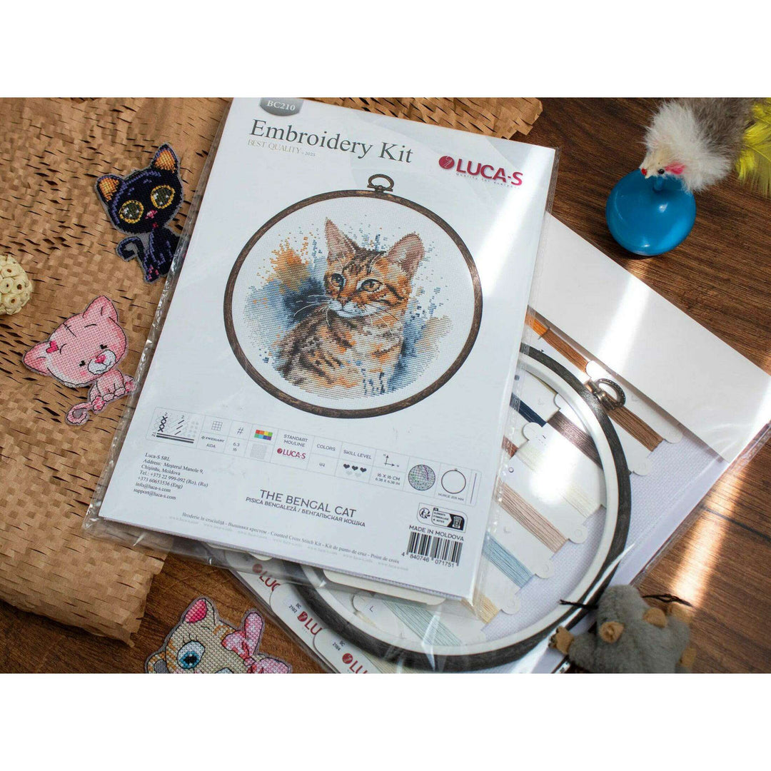 The Bengal Cat BC210l Counted Cross-Stitch Kit