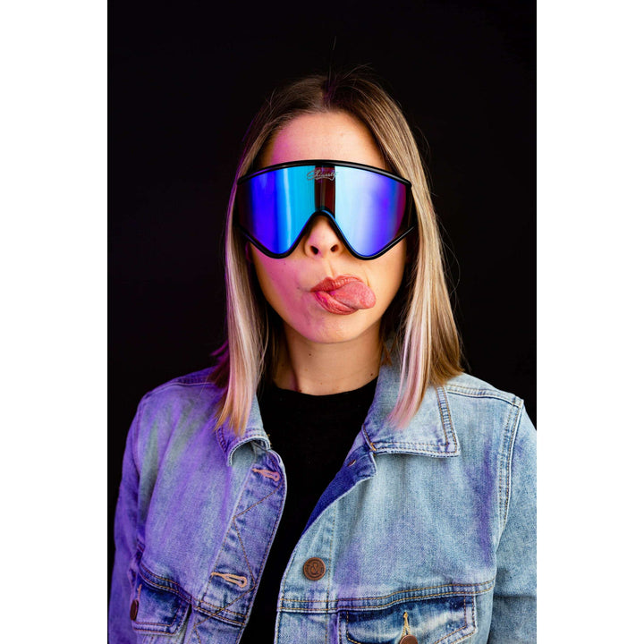 The Black Holes | Black Frame Machos Sunglasses