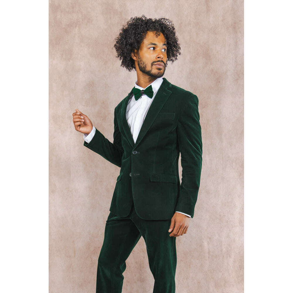 The Elegant Evergreen | Green Velvet Velvet Blazer