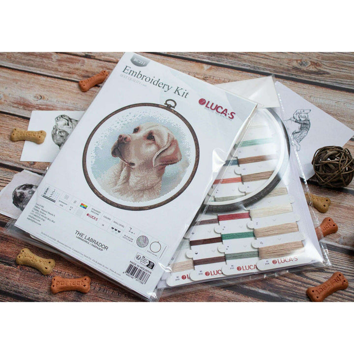 The Labrador BC211l Counted Cross-Stitch Kit