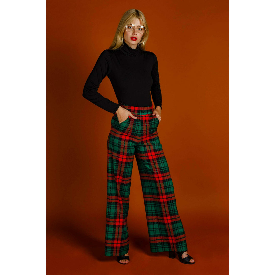 The Lincoln Log Love Lady | Women's Green Plaid Christmas Pants