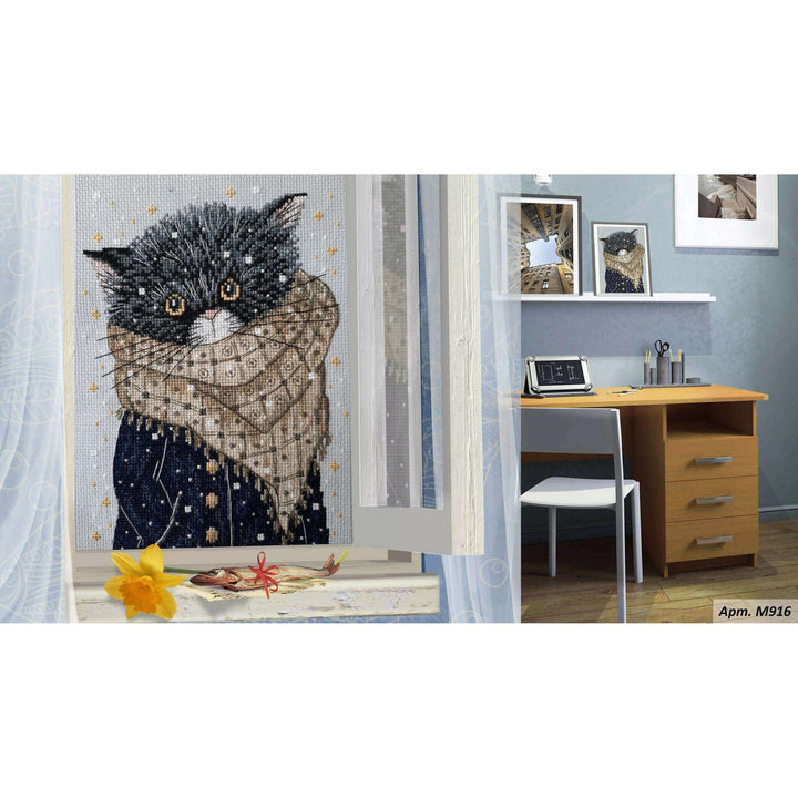 There were cats. Looking for you, my fish...! M916 Counted Cross Stitch Kit