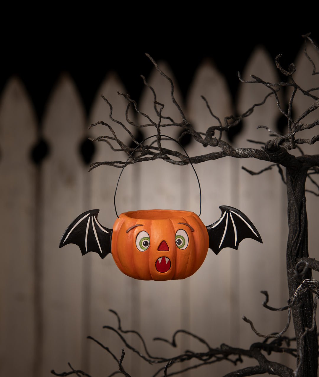 Surprised Batty Jack Bucket by Bethany Lowe Designs, image 2