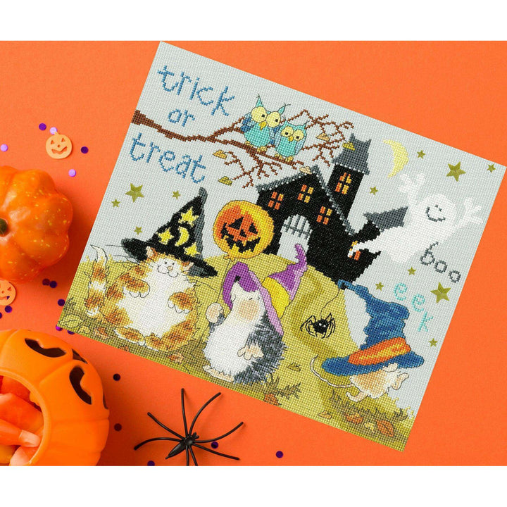 Trick Or Treat XMS29 Counted Cross Stitch Kit