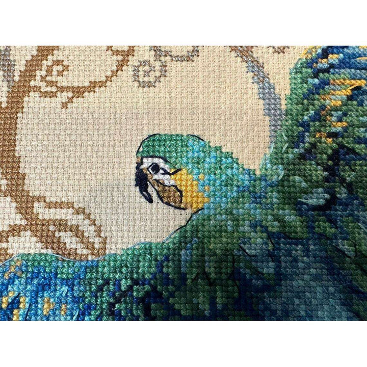 Tropical Beauty R2182 Counted Cross Stitch Kit