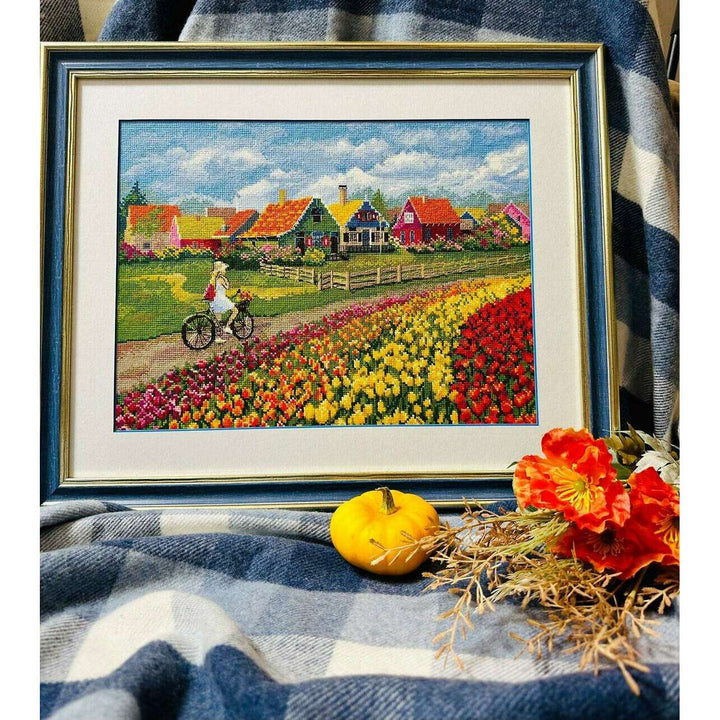 Tulip Field R2148 Counted Cross Stitch Kit