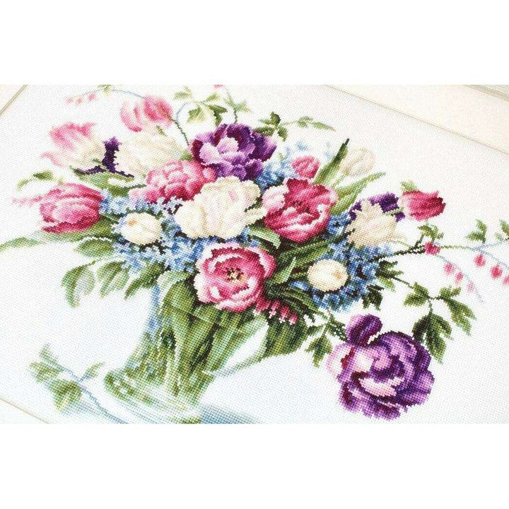 Tulips B2261L Counted Cross-Stitch Kit