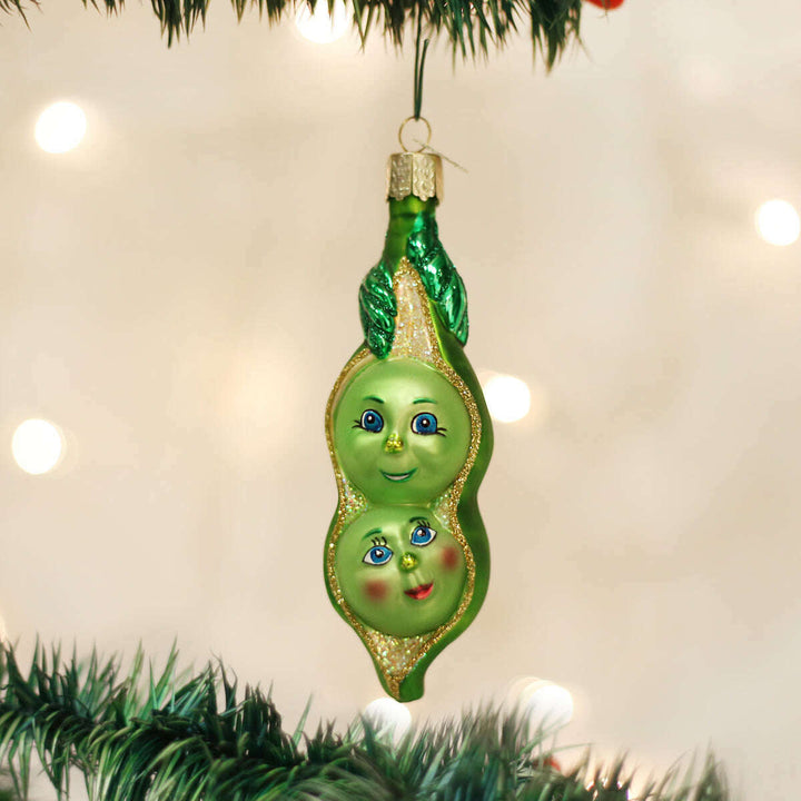 Old World Christmas Two Peas In A Pod Blown Glass Ornament