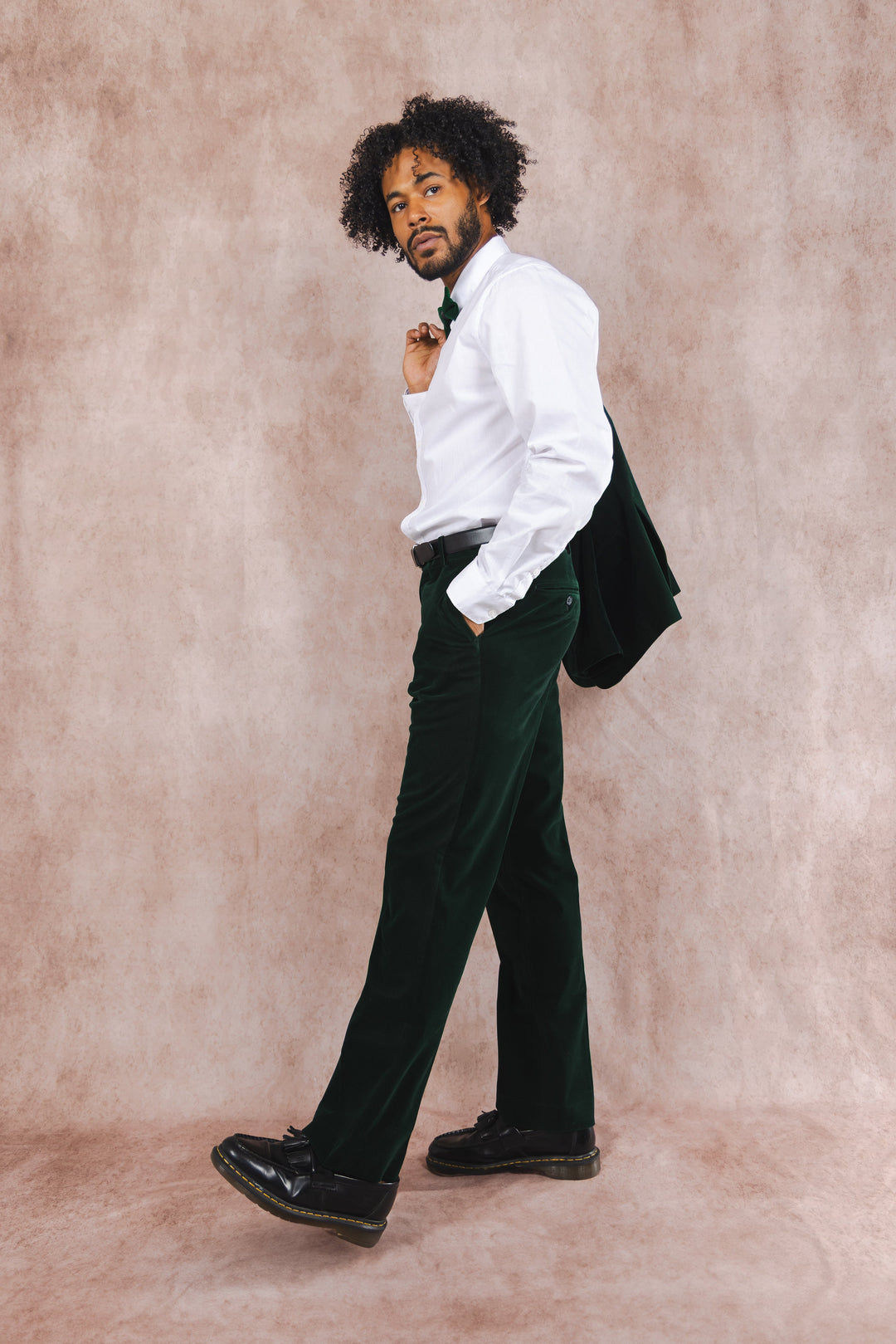 The Elegant Evergreen | Green Velvet Velvet Suit Pants