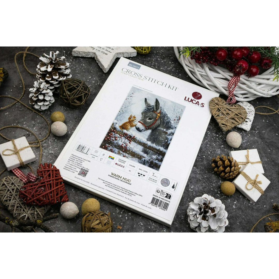 Warm Hug BU5075L Counted Cross-Stitch Kit