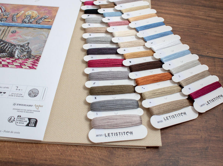 When the Cat Sleeps L8072 Counted Cross Stitch Kit