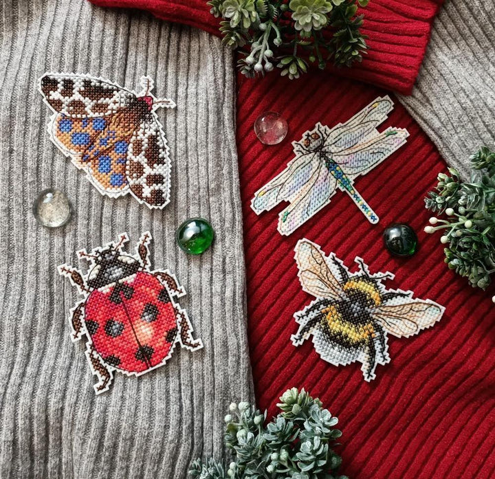 Winged Friends. Magnets SR-488  Plastic Canvas Counted Cross Stitch Kit