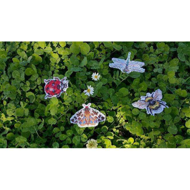 Winged Friends. Magnets SR-488  Plastic Canvas Counted Cross Stitch Kit