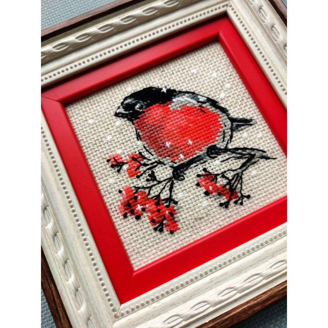 Winter Guest R2132 Counted Cross Stitch Kit