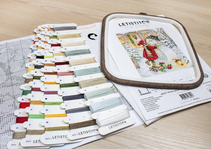 Winter playtime L8057 Counted Cross Stitch Kit