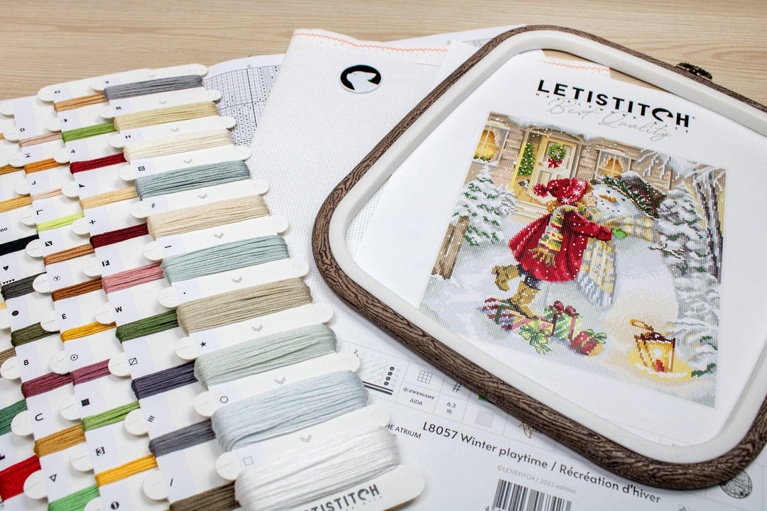 Winter playtime L8057 Counted Cross Stitch Kit