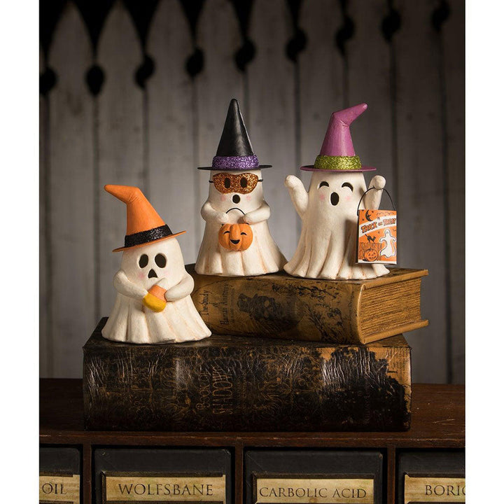 Witchy Ghost with Pumpkin by Bethany Lowe Designs  3