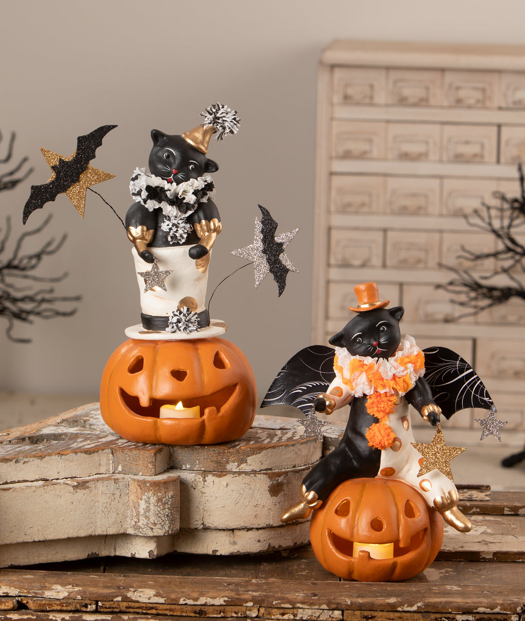 Clowning Cat on Jack by Bethany Lowe Designs, image 4