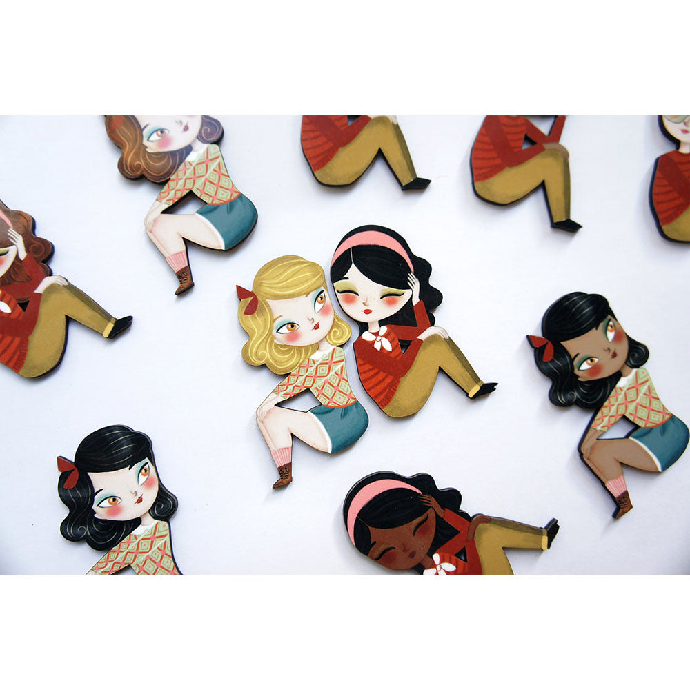 Puzzle with blonde girl brooch